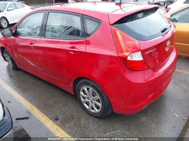 40058257 :رقم المزاد ، KMHCT5AEXDU085094 vin ، 2013 Hyundai Accent Gl مزاد بيع