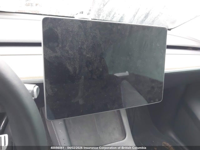 Tesla Model Y 2023 LRWYGDEF8PC136496 Image 16