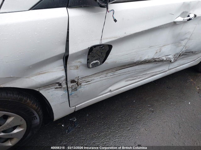 40058315 :رقم المزاد ، KMHCT5AE8GU304493 vin ، 2016 Hyundai Accent Se مزاد بيع