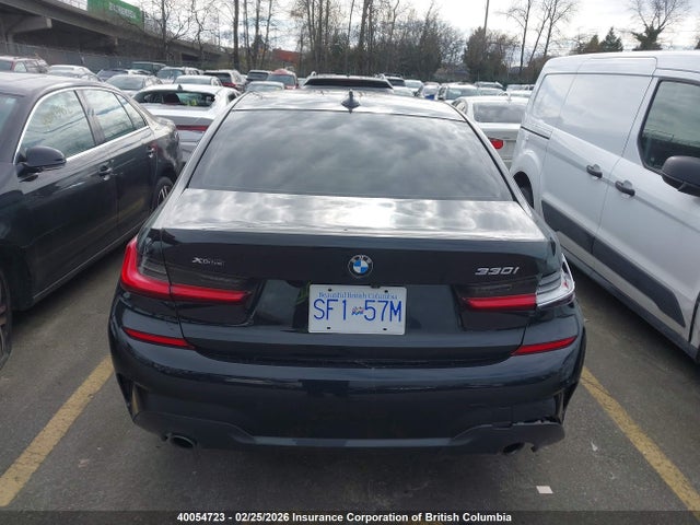 3MW5R7J05L8B23853 BMW 330XI