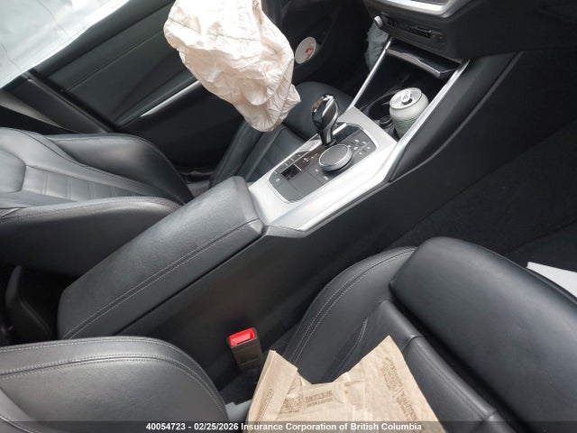 3MW5R7J05L8B23853 BMW 330XI
