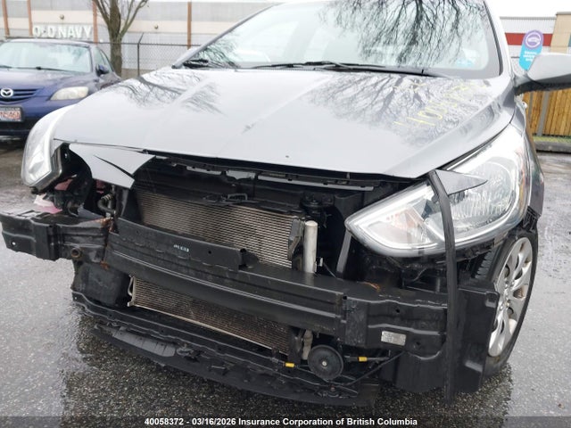 2016 Hyundai Accent Se მანქანა იყიდება აუქციონზე, vin: KMHCT5AE3GU274092, აუქციონის ნომერი: 40058372