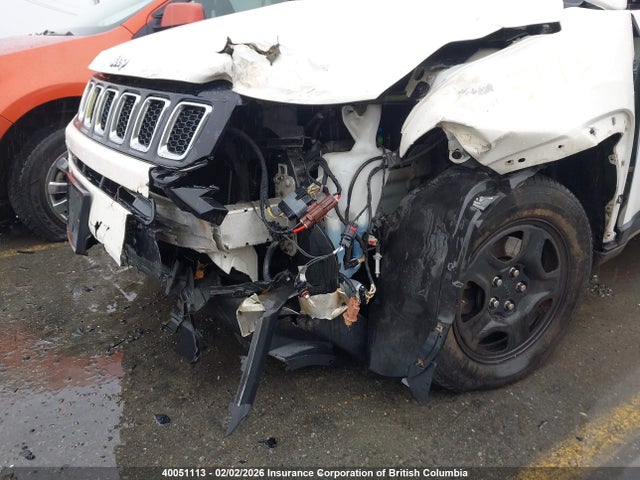 3C4NJCAB8JT117995 Jeep Compass Sport