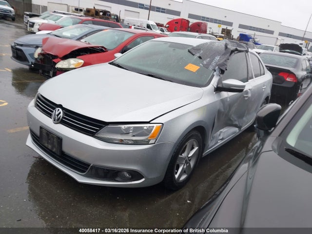 40058417 :رقم المزاد ، 3VWDL7AJ4BM027417 vin ، 2011 Volkswagen Jetta مزاد بيع