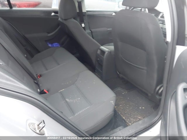 40058417 :رقم المزاد ، 3VWDL7AJ4BM027417 vin ، 2011 Volkswagen Jetta مزاد بيع
