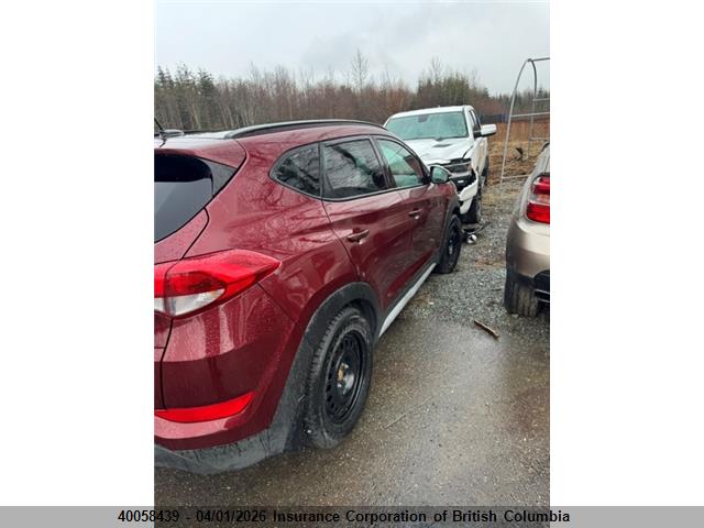 KM8J3CA44HU384413 Hyundai Tucson Limited/sport And Eco/se