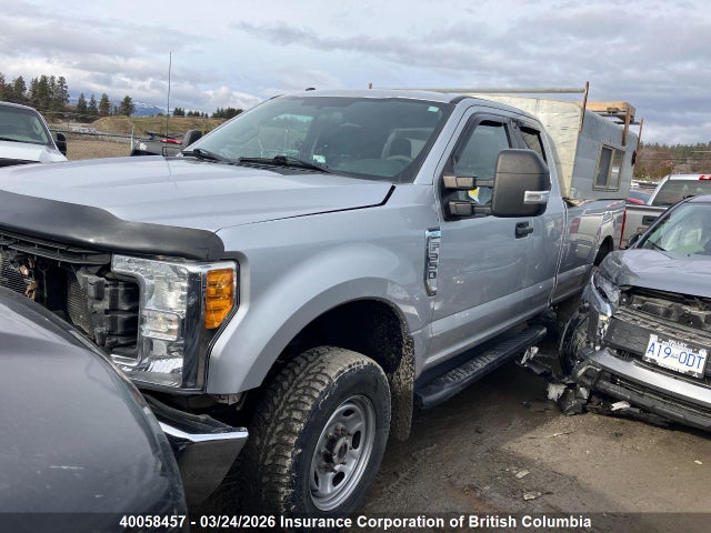 2017 Ford F350 მანქანა იყიდება აუქციონზე, vin: 1FT8X3BT0HEE11260, აუქციონის ნომერი: 40058457