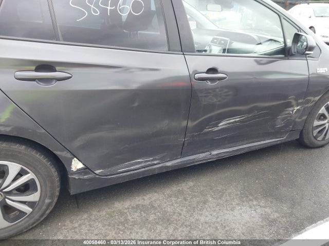 JTDKAMFP1N3203714 Toyota Prius