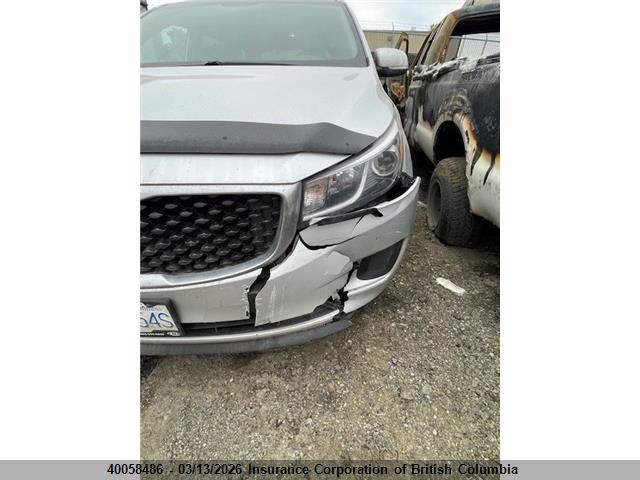 2018 Kia Sedona Lx მანქანა იყიდება აუქციონზე, vin: KNDMB5C17J6358384, აუქციონის ნომერი: 40058486