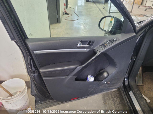 Продажа на аукционе авто 2013 Volkswagen Tiguan S/se/sel, vin: WVGJV7AX0DW008589, номер лота: 40058524