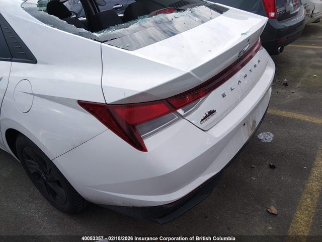 KMHLM4AG4MU148053 Hyundai ELANTRA SEL