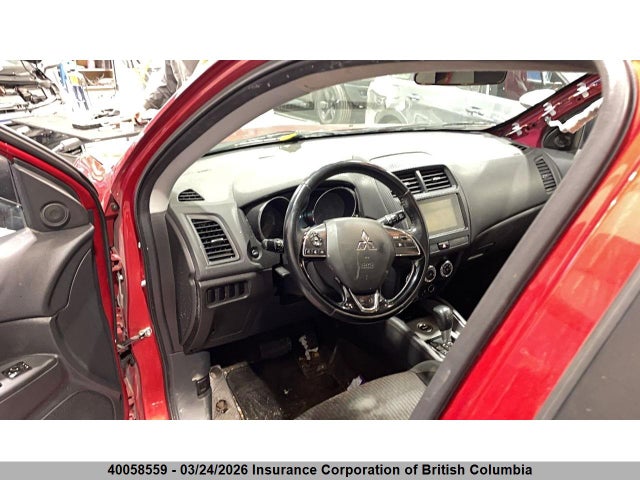 JA4AJ3AU8KU605748 Mitsubishi RVR