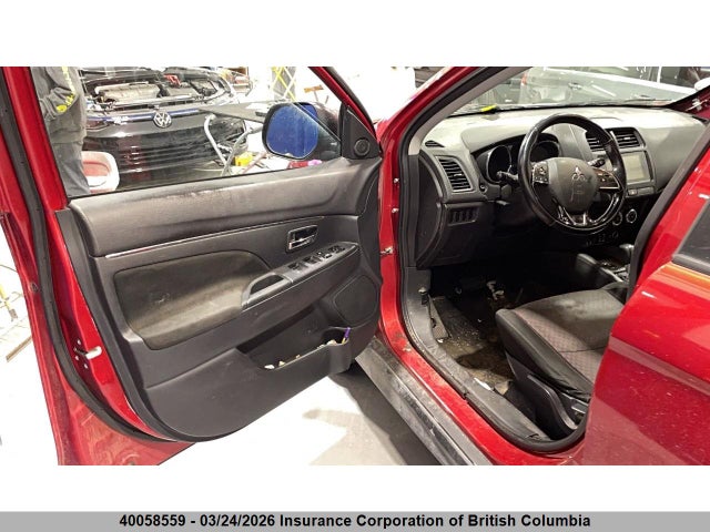 JA4AJ3AU8KU605748 Mitsubishi RVR