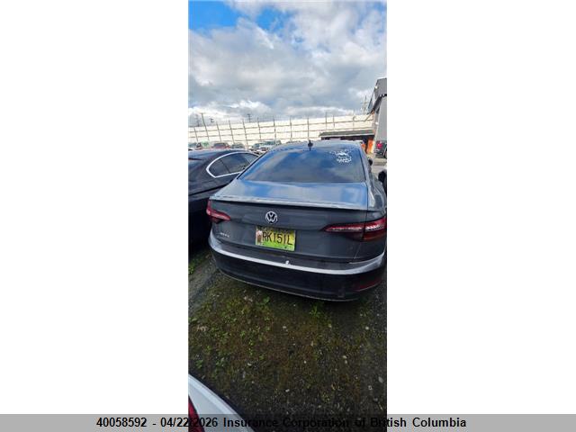 3VWE57BU0KM039037 Volkswagen Jetta