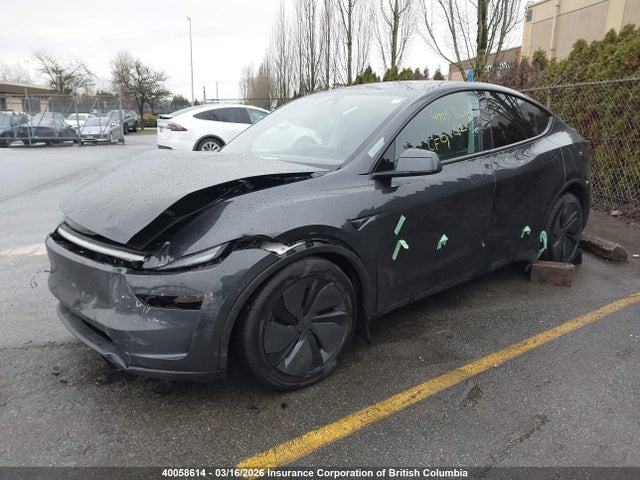 40058614 :رقم المزاد ، XP7YGDEE4TB747941 vin ، 2026 Tesla Model Y مزاد بيع