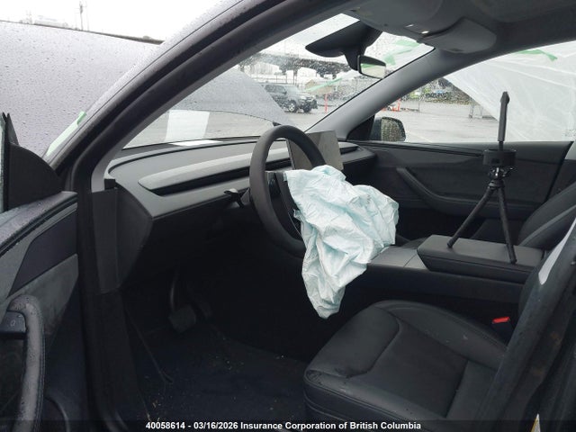 40058614 :رقم المزاد ، XP7YGDEE4TB747941 vin ، 2026 Tesla Model Y مزاد بيع
