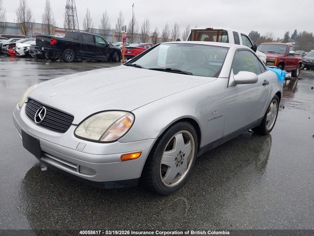 Auction sale of the 1998 Mercedes-benz Slk 230 Kompressor, vin: WDBKK47F3WF038170, lot number: 40058617