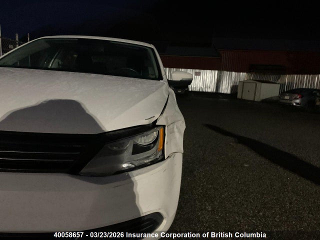 Продажа на аукционе авто 2013 Volkswagen Jetta, vin: 3VWDX7AJ1DM435638, номер лота: 40058657