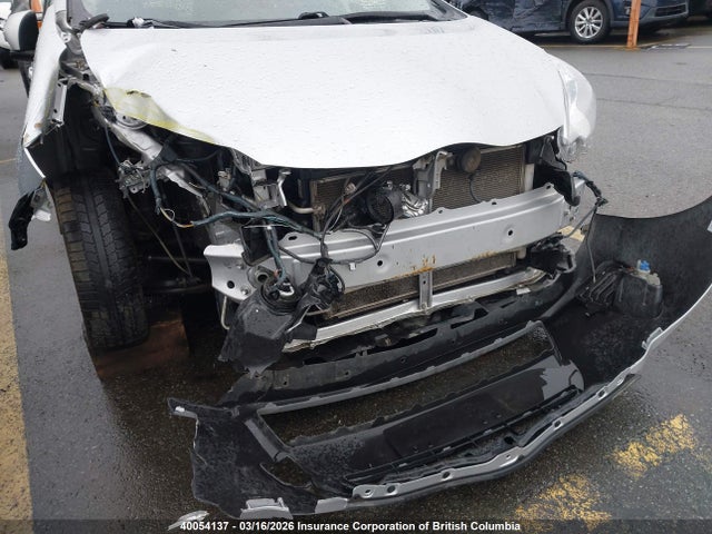 JTDKDTB34E1059964 Toyota PRIUS C