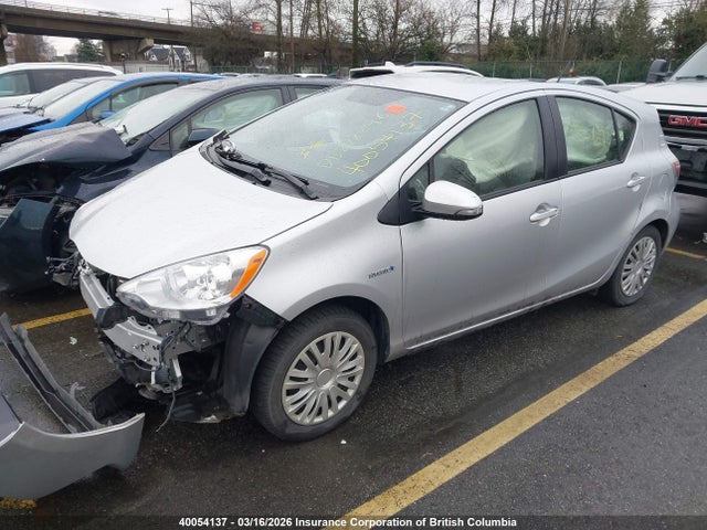 JTDKDTB34E1059964 Toyota PRIUS C