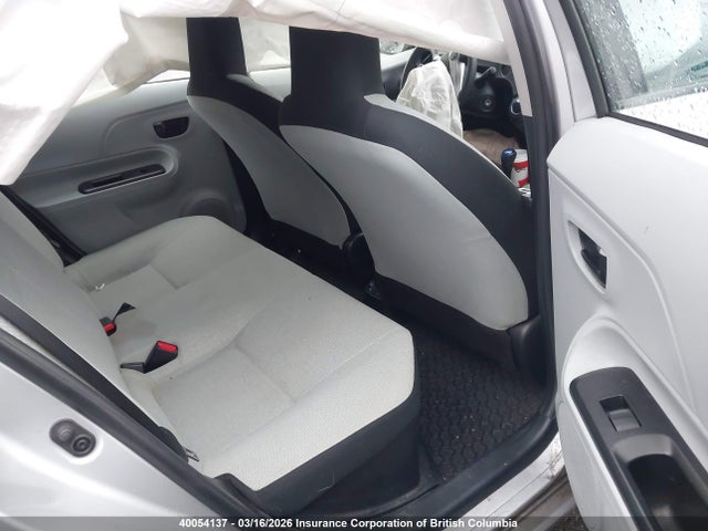 JTDKDTB34E1059964 Toyota PRIUS C