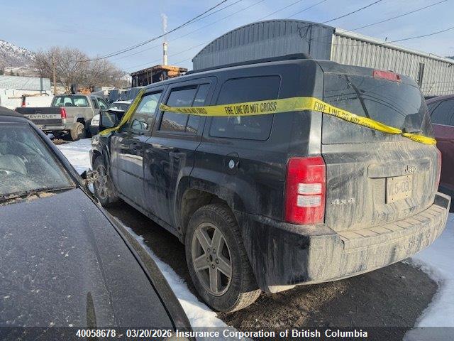 40058678 :رقم المزاد ، 1J8FF28W28D511820 vin ، 2008 Jeep Patriot Sport مزاد بيع