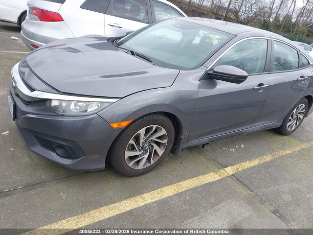 Продаж на аукціоні авто 2018 Honda Civic Lx, vin: 2HGFC2F6XJH029075, номер лоту: 40055223
