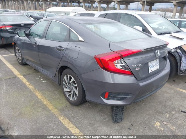 Продаж на аукціоні авто 2018 Honda Civic Lx, vin: 2HGFC2F6XJH029075, номер лоту: 40055223