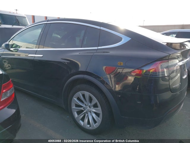 5YJXCDE2XHF059223 Tesla MODEL X