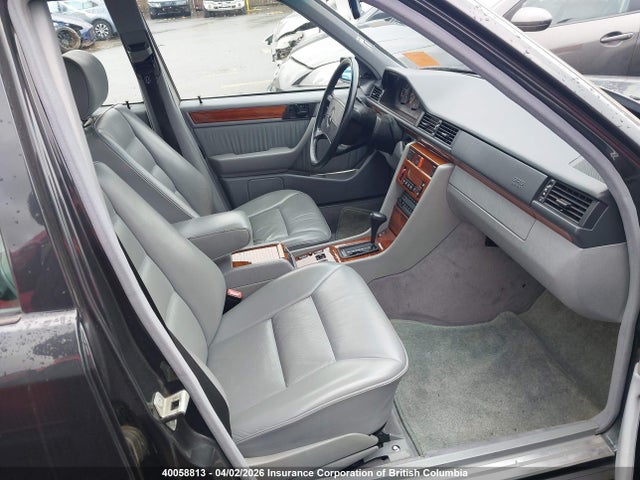 40058813 :رقم المزاد ، WDBEA30E2MB500427 vin ، 1991 Mercedes-benz 300 E مزاد بيع