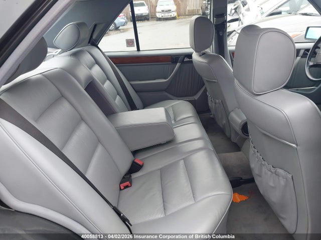 40058813 :رقم المزاد ، WDBEA30E2MB500427 vin ، 1991 Mercedes-benz 300 E مزاد بيع