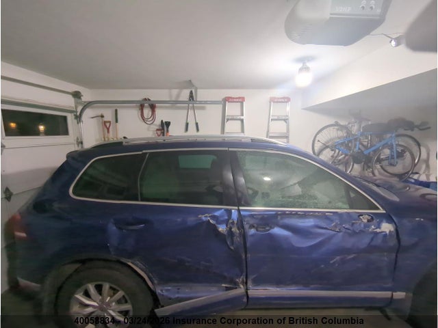 WVGEF9BP9GD013055 Volkswagen Touareg Sport/lux/executive