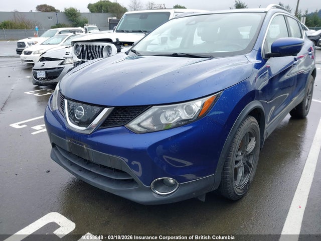 JN1BJ1CR1JW209738 Nissan Qashqai S/sl/sv