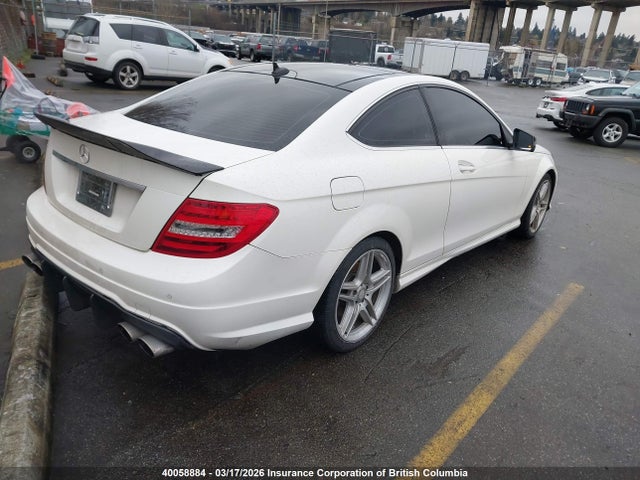 40058884 :رقم المزاد ، WDDGJ5HB0CF782886 vin ، 2012 Mercedes-benz C 350 مزاد بيع