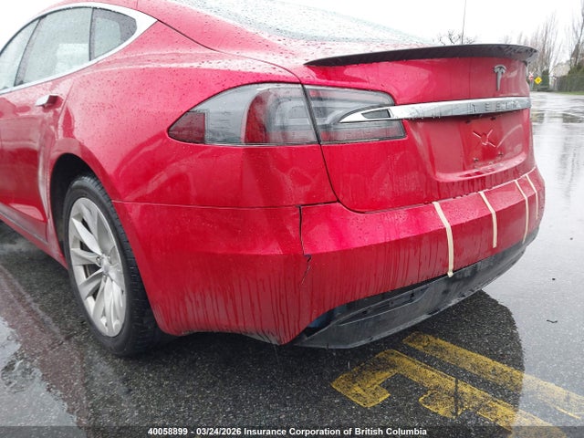 2018 Tesla Model S 100d/75d/p100d მანქანა იყიდება აუქციონზე, vin: 5YJSA1E26JF277471, აუქციონის ნომერი: 40058899