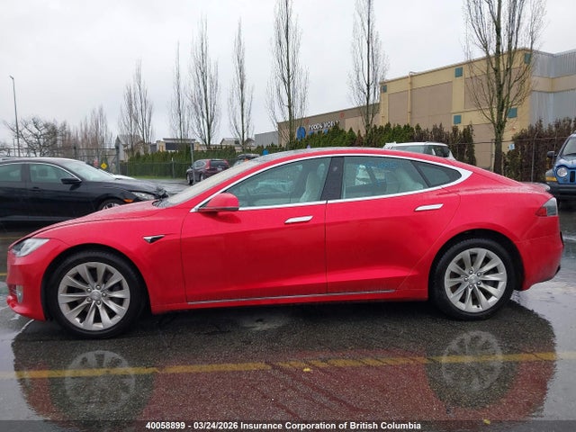 2018 Tesla Model S 100d/75d/p100d მანქანა იყიდება აუქციონზე, vin: 5YJSA1E26JF277471, აუქციონის ნომერი: 40058899