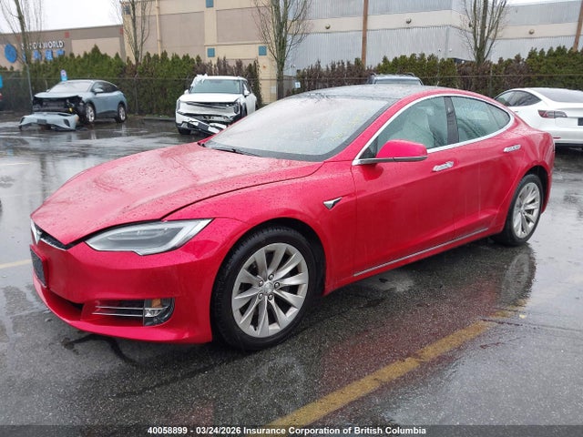 2018 Tesla Model S 100d/75d/p100d მანქანა იყიდება აუქციონზე, vin: 5YJSA1E26JF277471, აუქციონის ნომერი: 40058899