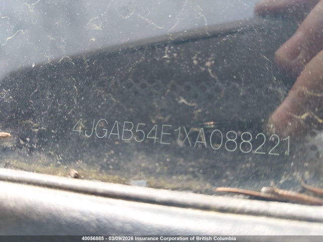 40056885 :رقم المزاد ، 4JGAB54E1XA088221 vin ، 1999 Mercedes-benz Ml 320 مزاد بيع