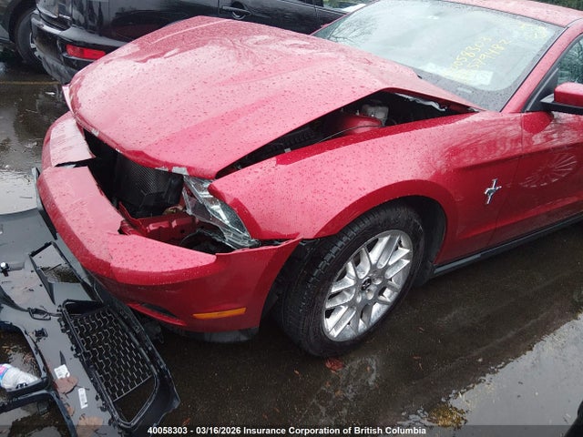 40058303 :رقم المزاد ، 1ZVBP8AM7C5219899 vin ، 2012 Ford Mustang مزاد بيع