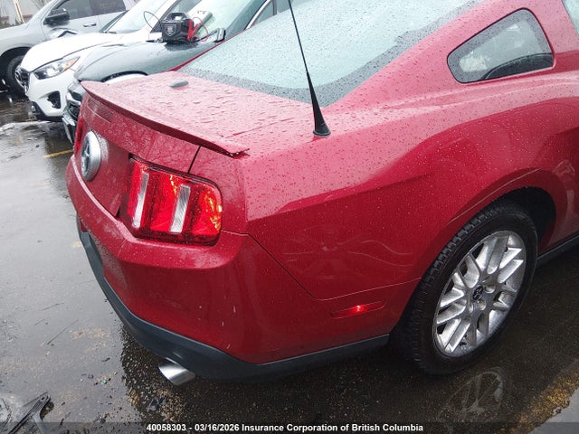 40058303 :رقم المزاد ، 1ZVBP8AM7C5219899 vin ، 2012 Ford Mustang مزاد بيع