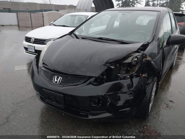 Продажа на аукционе авто 2013 Honda Fit Lx, vin: LUCGE8H50D3000885, номер лота: 40058074