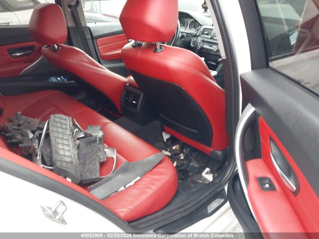 WBA3C3C5XEF986006 BMW 320 I Xdrive