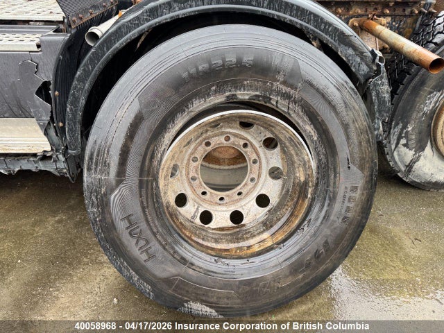 Volvo Vn L 2018 4V4NC9EH0JN899998 Image 11
