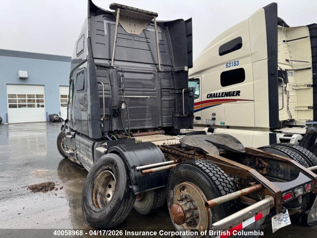Volvo Vn L 2018 4V4NC9EH0JN899998 Image 4