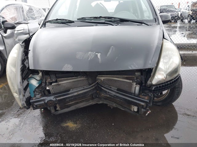 40059038 :رقم المزاد ، JHMGD38638S812131 vin ، 2008 Honda Fit مزاد بيع