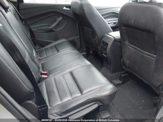 1FMCU9J92HUC90373 Ford Escape Titanium
