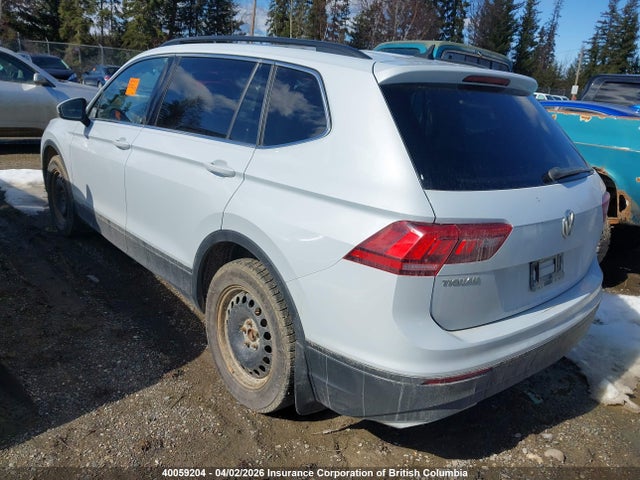 Продажа на аукционе авто 2018 Volkswagen Tiguan Se/sel, vin: 3VV2B7AX2JM094907, номер лота: 40059204