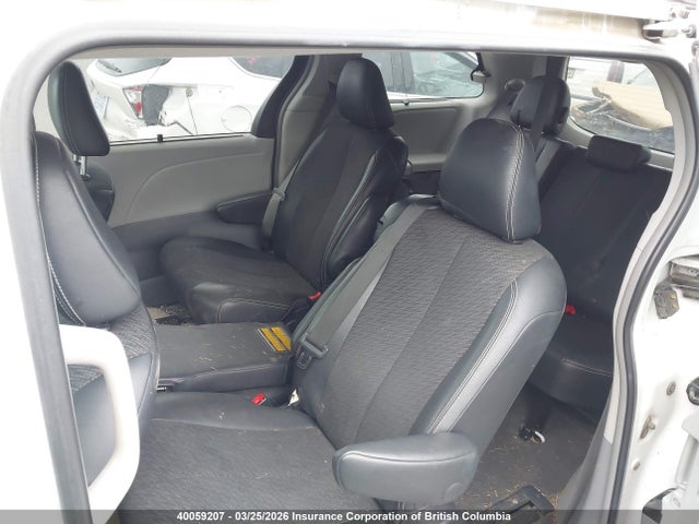 40059207 :رقم المزاد ، 5TDXK3DC0ES462769 vin ، 2014 Toyota Sienna Se 8 Passenger مزاد بيع