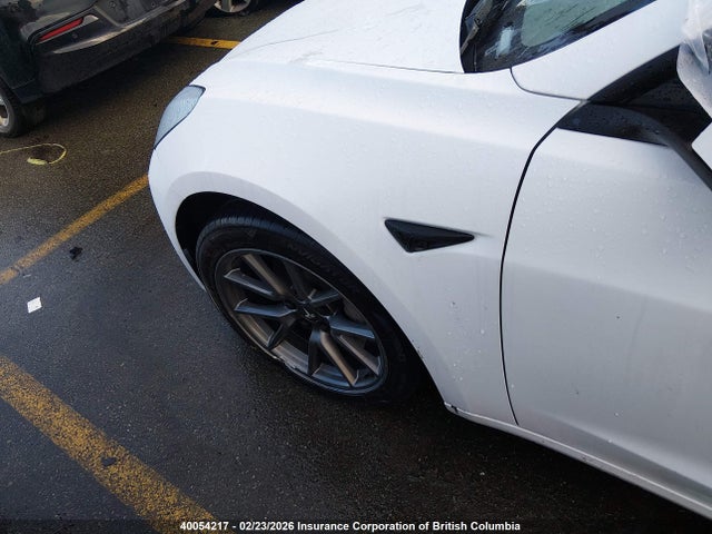 Продажа на аукционе авто 2022 Tesla Model 3, vin: 5YJ3E1EAXNF336883, номер лота: 40054217