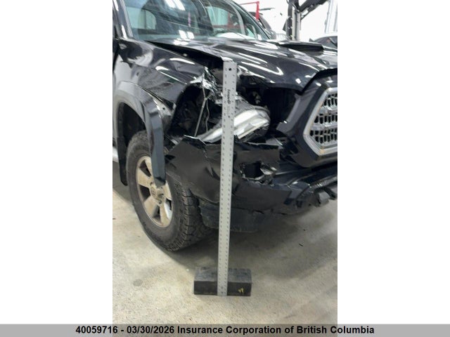 5TFDZ5BN9GX011626 Toyota Tacoma Dbl Cab/sr5/trd Sport/or